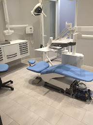 Photo n°4 de Dr Poulos Julien à Marseille (Dentiste)