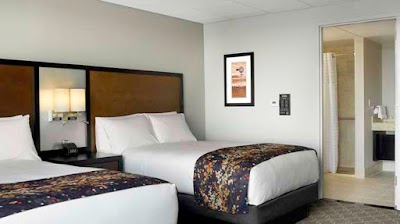 Photos of DoubleTree by Hilton Hotel Cedar Rapids Convention Complex