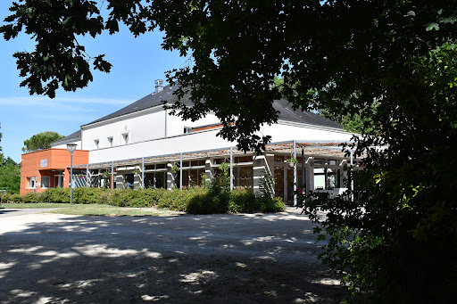 Photo de Residence Retraite la Roche Bellusson