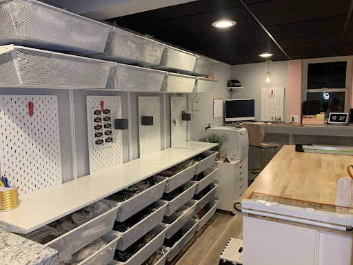 Stitch N Stick Boutique