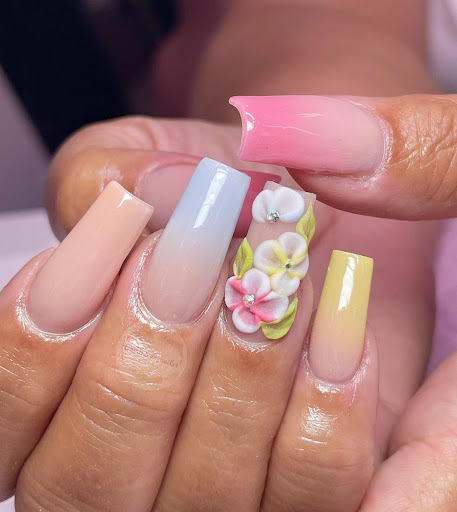 Dominican Nails - Visual