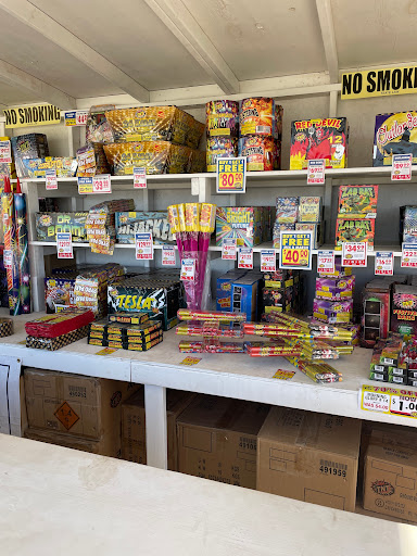 TNT Fireworks - Visual