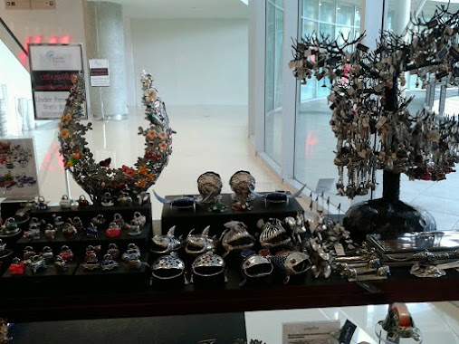 Loyfar Shop Central Festival Phuket, Author: Loyfar Pewter