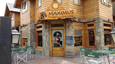 Photos of Maximus Pizza-Caf&eacute;