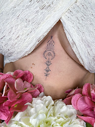 Photo n°1 de Helleborus Tattoo à Tarbes (Tatoueur)