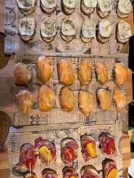 Photo n°53 de AUX GOÛTS DU MONDE à Yvetot (Bar à tapas)