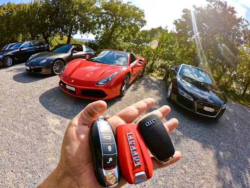 King Rent - Exclusive Car Rentals