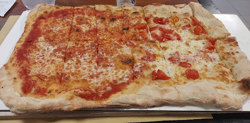 Pizzeria Mezzo Metro - Thumbnail
