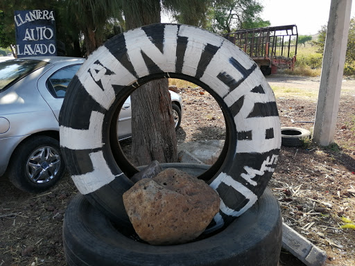 Servicio de llantera y llantera movil Logo