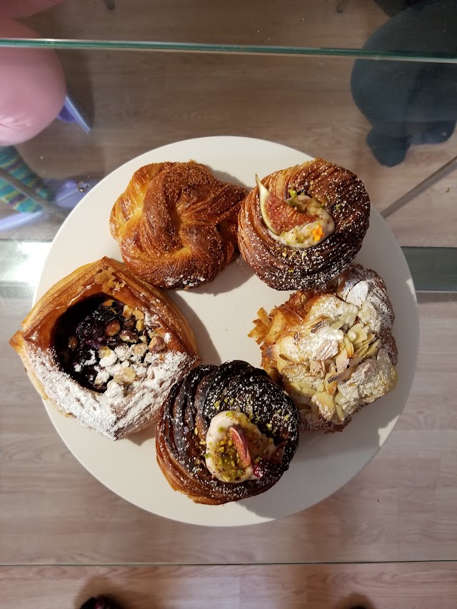 Pollen Bakery