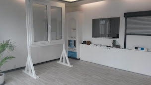 Photo n°11 de Les Ouvertures Bretonnes Fenêtre Volet Porte PVC Rennes - RGE - Poseur Installateur Menuisier à Le Rheu (Vitrier)