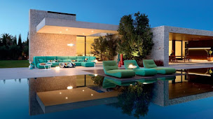 Photo n°64 de Roche Bobois Saint Bonnet de Mure à Saint-Bonnet-de-Mure (Magasin de canapés)