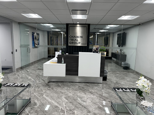 personal injury lawyer long island image