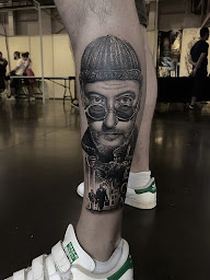 Photo n°15 de BLACK HILLS à Lorient (Tatoueur)