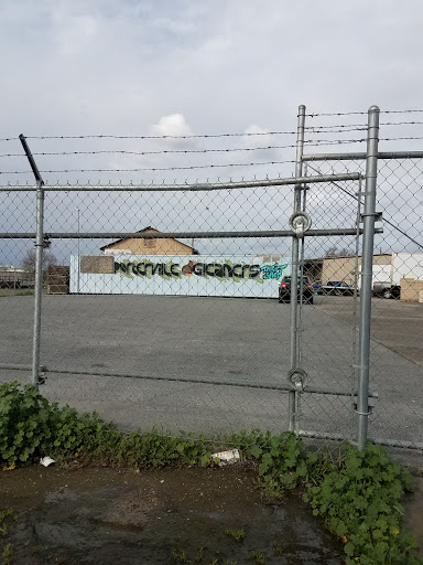 Porterville Gleaner Thrift Shop - Thumbnail