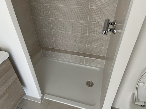 Photo de Experts de Maison - Plombier-Cuisiniste | Certifié QUALIBAT & Chauffage+ 2025 à Ablon-sur-Seine (94480)