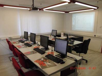Compelec Computersysteme GmbH Treppenstraße 51, 66787 Wadgassen, Deutschland