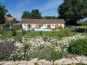 Photo n°29 de La Vieille Gorce Gites et Chambres d'Hotes à Asnois (Maison de vacances)