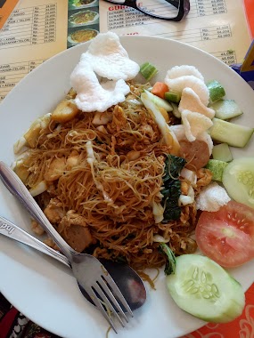 Bakso Charles, Author: Ira Wahyuni