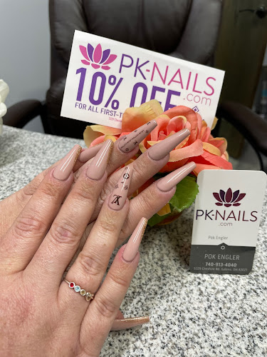Pk Nails interior view