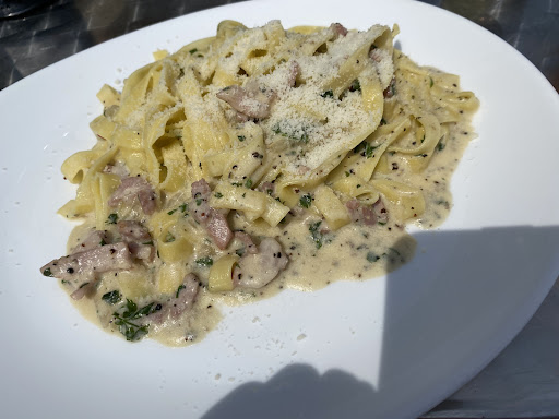 Romeo's By The Sea - Thumbnail