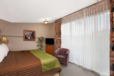 Photos of Travelodge Hotel LAX Los Angeles Intl