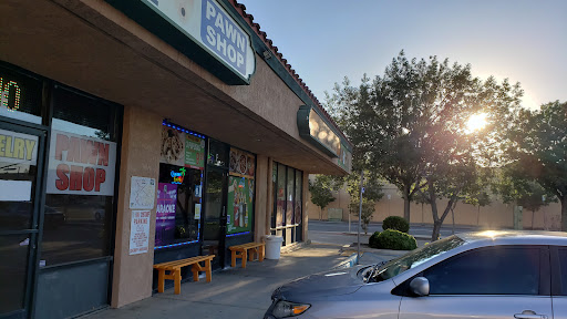 Desert Pawn Shop - Thumbnail