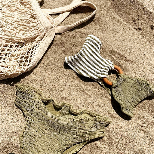 Coastal Folk - Thumbnail