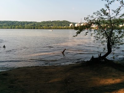 Photos of Giles Conrad Park