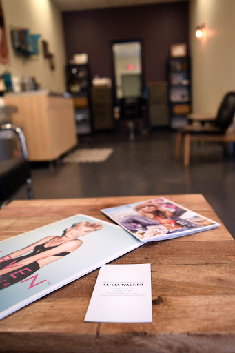 Bella Bar Salon - Thumbnail