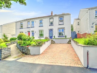Annie Rees Independent Estate Agent