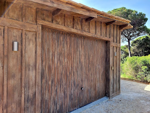 Photo n°11 de Devil Style - l 'Atelier de Décors à Ramatuelle (Constructeur de maisons en bois)