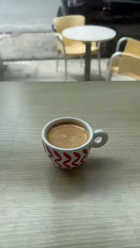 Βούρβαχη 5-9, Αθήνα 117 43