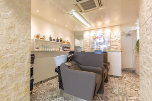 Photo n°2 de Feeling by Fred Salon Éco Responsable by Davines à Vincennes (Salon de coiffure)