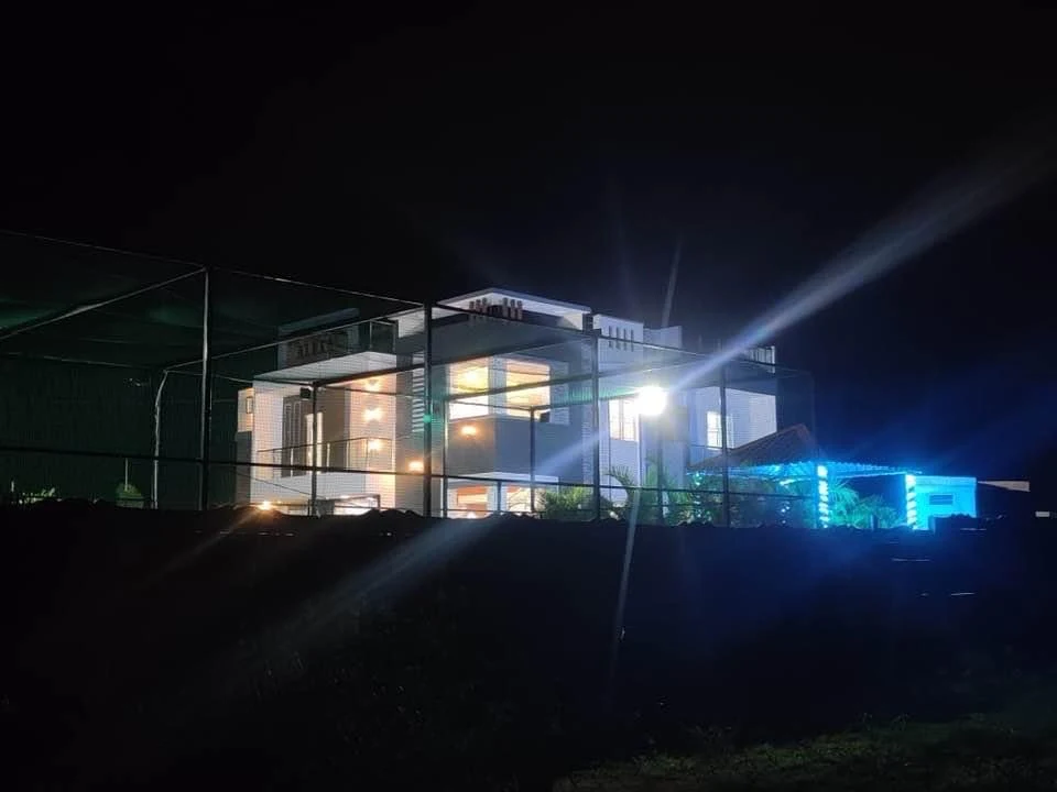 Kings Alexa Farm House