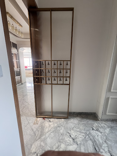 Gallery image 6