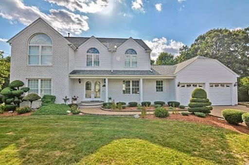 The Andrade Team: Jimmy Andrade, REALTOR - Thumbnail