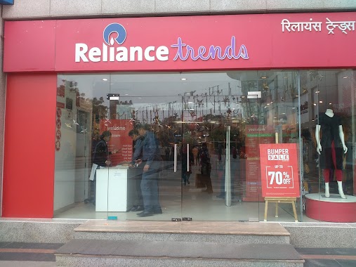 Reliance Trends, Author: The Aryan Massey