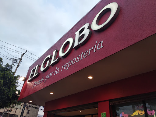 The Globe Plutarco