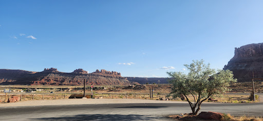 Little Far West Gallery - United States
