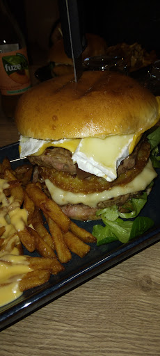 Photo 2 - Le Burger