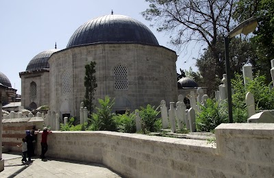 Siyavuş Paşa Türbesi