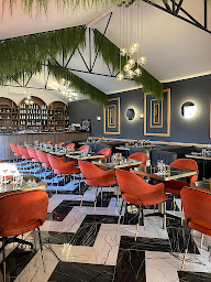 Photo n°5 de Le Chic ( Maison OZ) à Pontault-Combault (Bar à chicha)