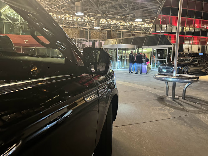 Black Car Everywhere Limousine & Car Service