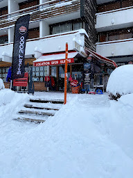 Photo n°10 de Sport 2000 Jean François Sport - Location ski Chamrousse à Chamrousse (Magasin d'articles de sports)