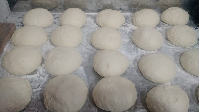 VAlentino Pizzas Empanadas, Author: andres jesus vicente