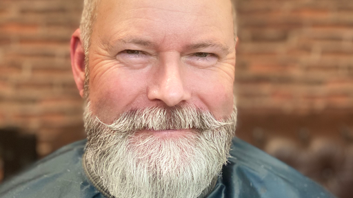 King and Queen Friseur