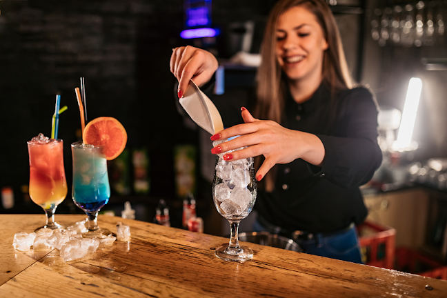 Platinum Recruitment Consultancy Ltd - The Hospitality Recruitment Specialist - Southampton