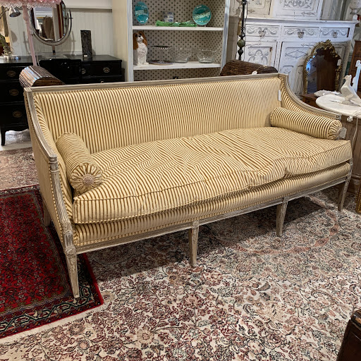 Rē Antiques & Interiors - Thumbnail
