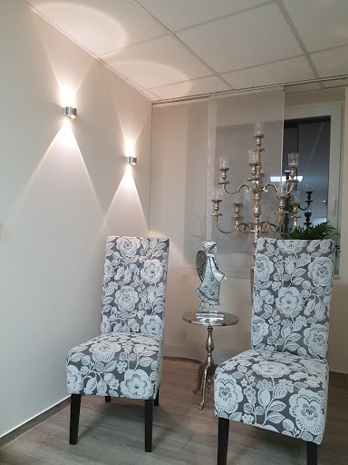 Salon Nella - Thumbnail